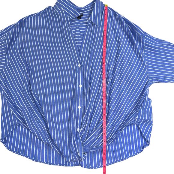 Torrid Blue Stripe Twist Front Button Up Shirt Size 3X - Picture 12 of 13